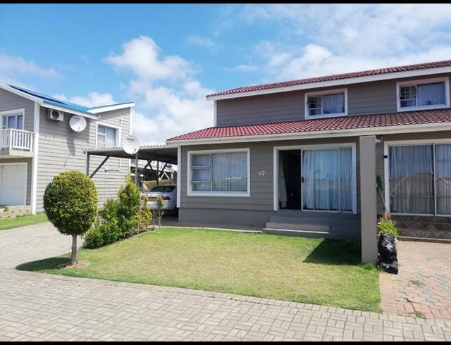 2 BEDROOM HOUSE FOR SALE IN HARTENBOS CENTRAL